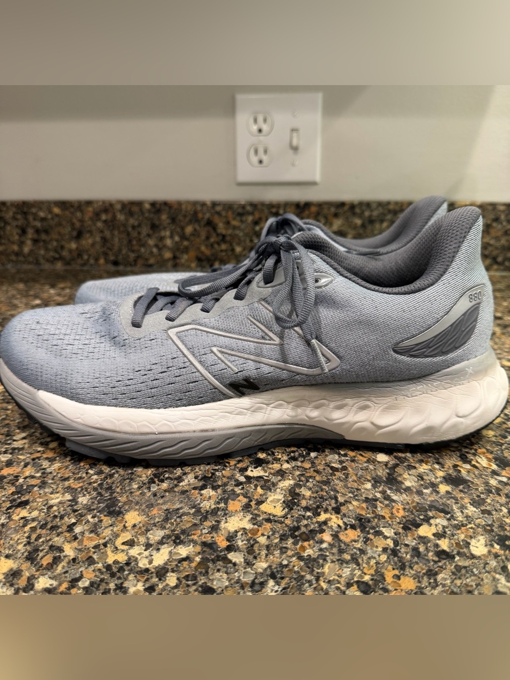 New Balance 880  Grey Mesh Athletic Sneakers Mens 11.5
